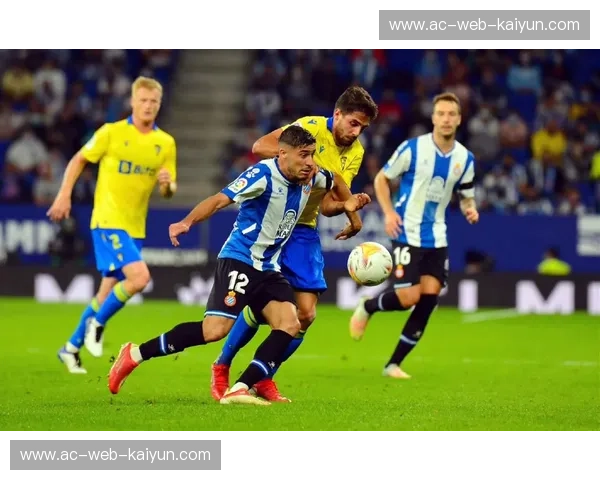 蓝色与白色的交响：尤文图斯与桑普多利亚的经典对决，不仅仅是足球